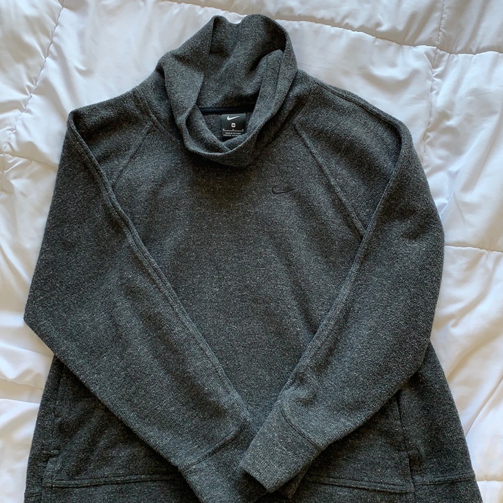 Nike Pullover